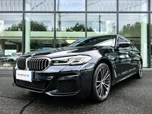 BMW 5-Series, 2023