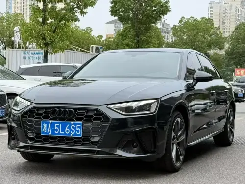 Audi A4, 2021
