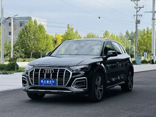 Audi Q5, 2022