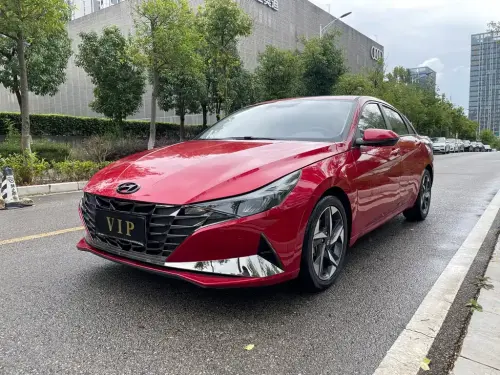 Hyundai Elantra, 2022