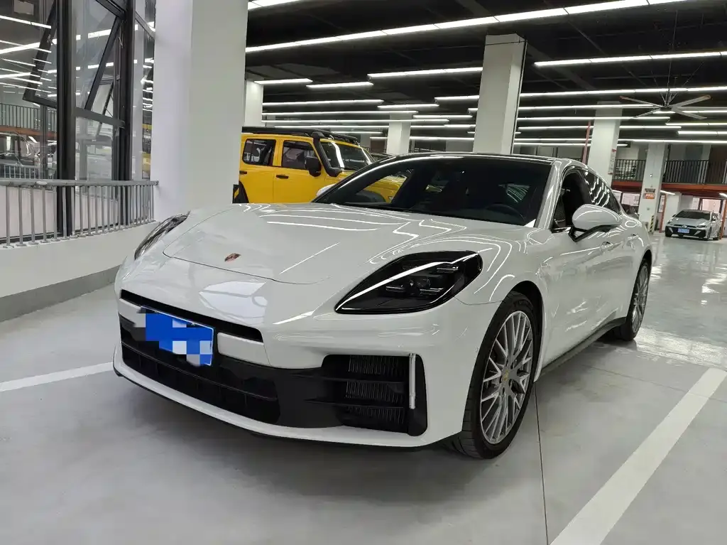 Porsche Panamera, 2024