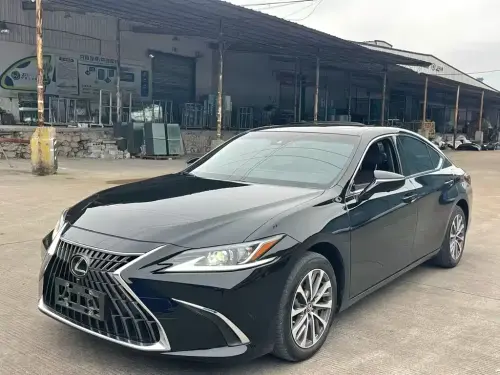 Lexus ES, 2023