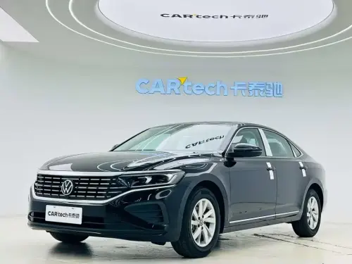 Volkswagen Passat, 2025