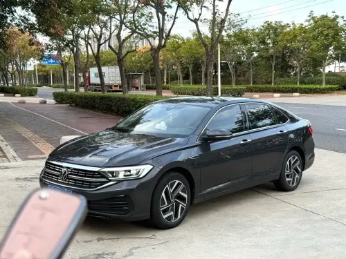 Volkswagen Sagitar, 2023
