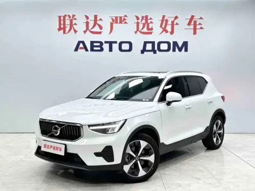 Volvo XC40, 2023
