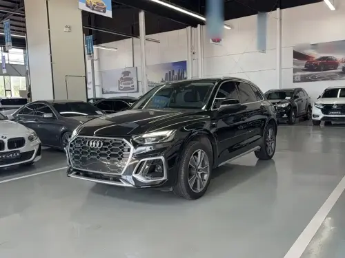 Audi Q5, 2022