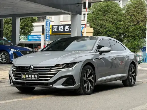 Volkswagen CC, 2025