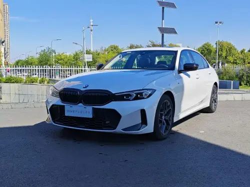 BMW 3-Series, 2025