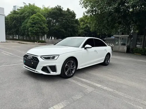 Audi A4, 2021