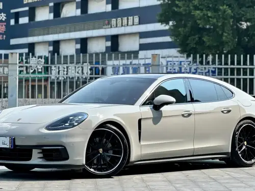 Porsche Panamera, 2021