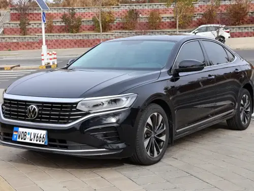 Volkswagen Passat, 2022