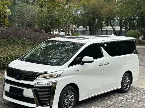 Toyota Vellfire, 2023