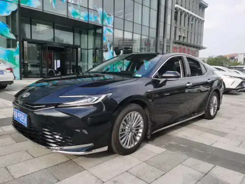 Toyota Camry, 2025