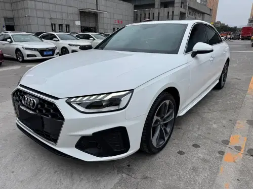 Audi A4, 2021