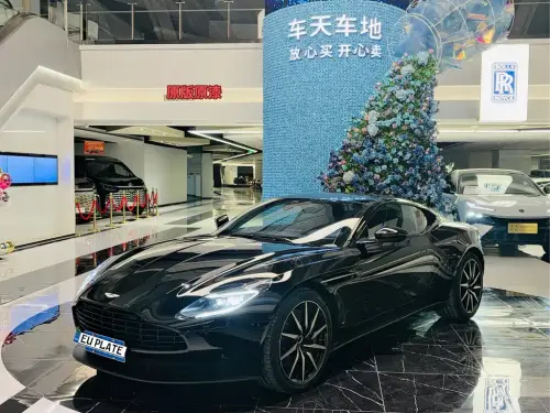 Aston Martin DB11, 2020