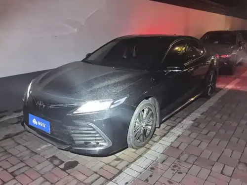 Toyota Camry, 2023