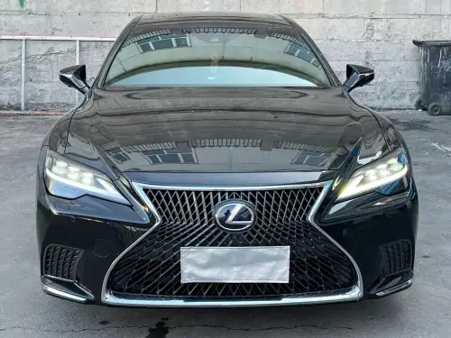 Lexus LS, 2023