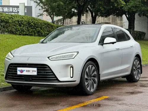 AITO M5, 2022