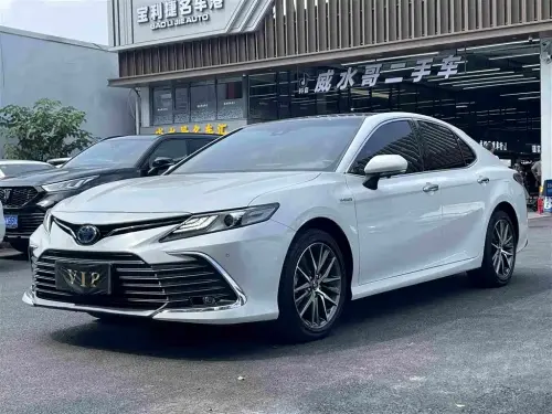 Toyota Camry, 2022