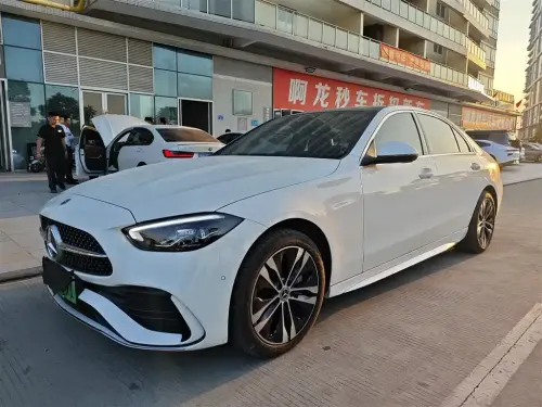 Mercedes-Benz C-Class, 2024