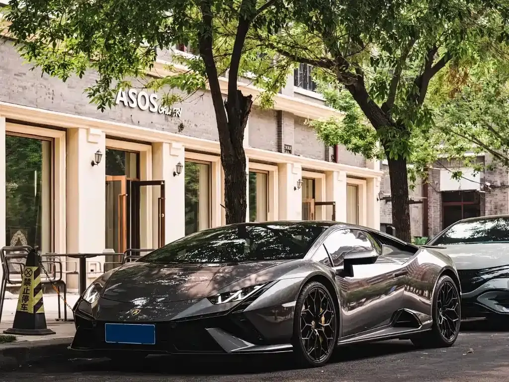 Lamborghini Huracán, 2024