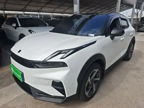 Lynk & Co 06, 2025