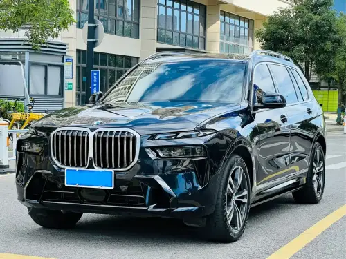 BMW X7, 2023