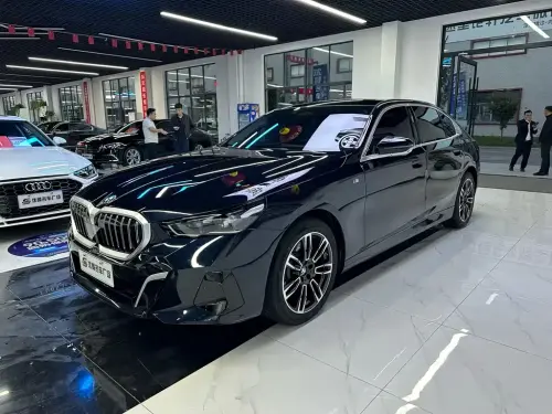 BMW 5-Series, 2024