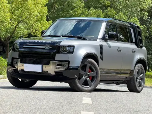 Land Rover Defender, 2022