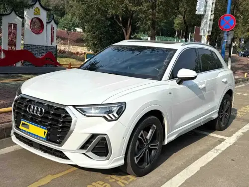 Audi Q3, 2022