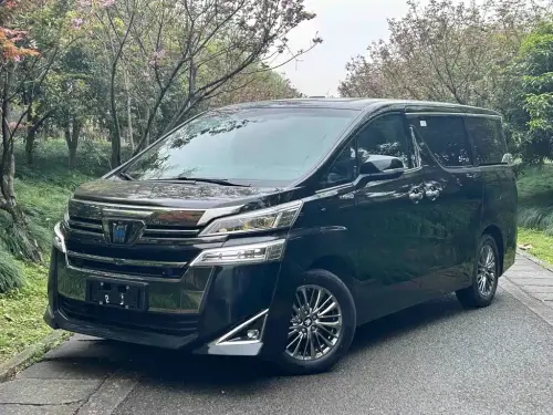 Toyota Vellfire, 2023