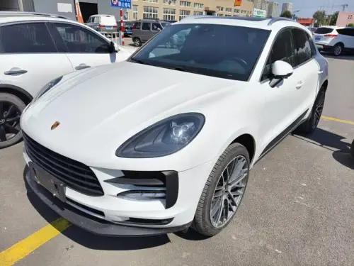 Porsche Macan, 2021