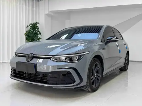 Volkswagen Golf, 2023