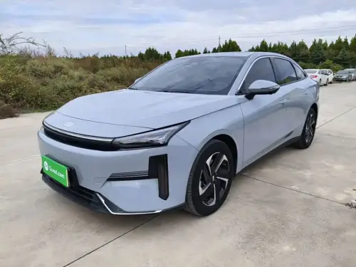 Geely Galaxy L6, 2024