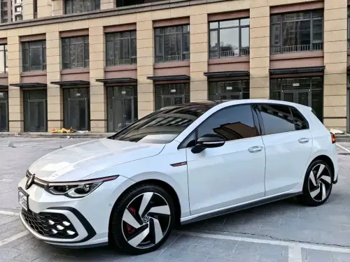 Volkswagen Golf GTI, 2023