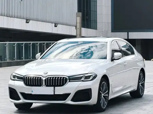 BMW 5-Series, 2023