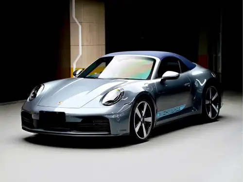 Porsche 911, 2025