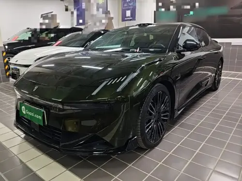 Lynk & Co 10, 2025