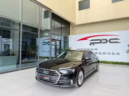 Audi A8, 2022