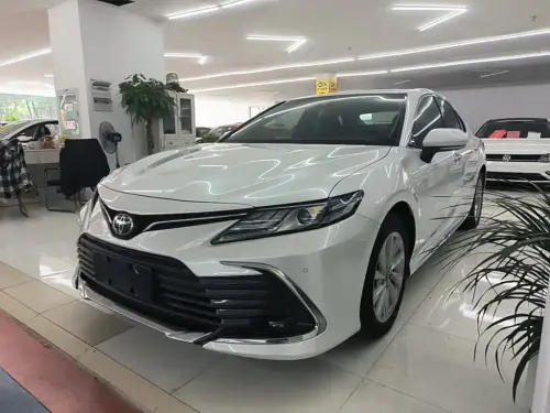Toyota Camry, 2023