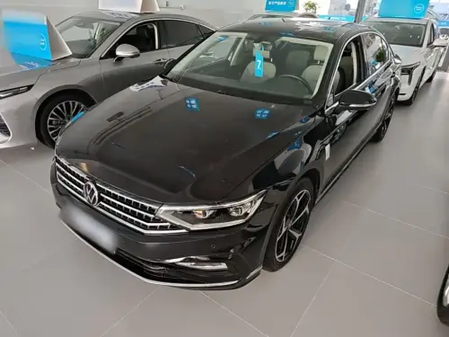 Volkswagen Magotan, 2023