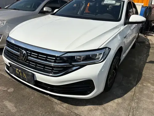Volkswagen Sagitar, 2023
