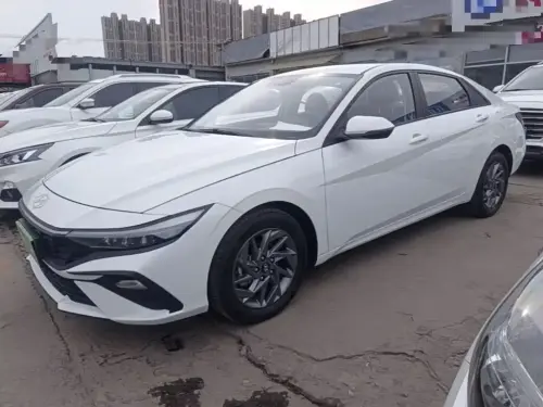 Hyundai Elantra, 2026