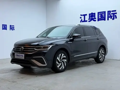 Volkswagen Tiguan, 2023