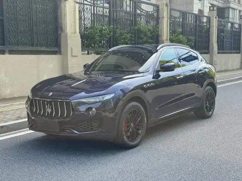 Maserati Levante, 2022