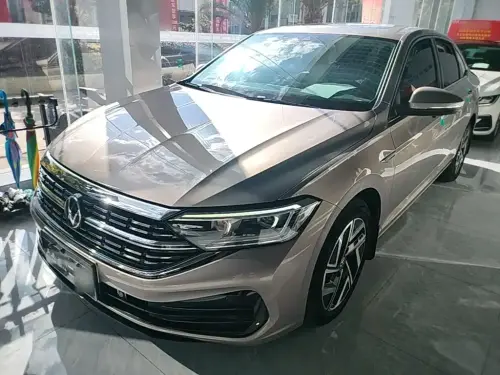 Volkswagen Sagitar, 2023