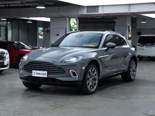 Aston Martin DBX, 2026