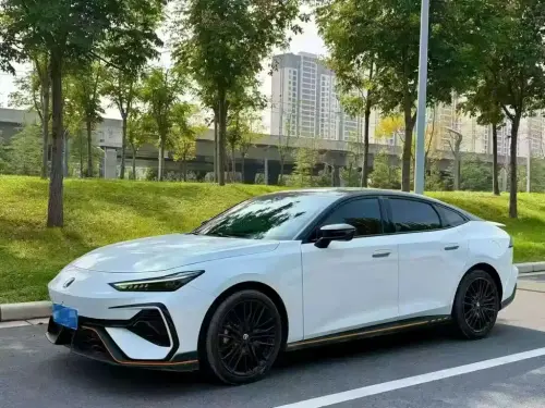 Changan UNI-V, 2025