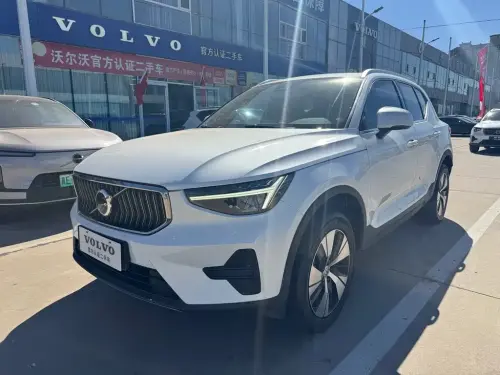 Volvo XC40, 2024