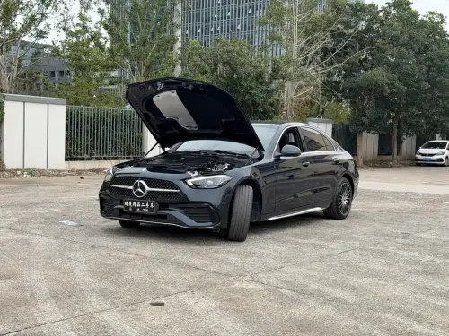 Mercedes-Benz C-Class, 2025